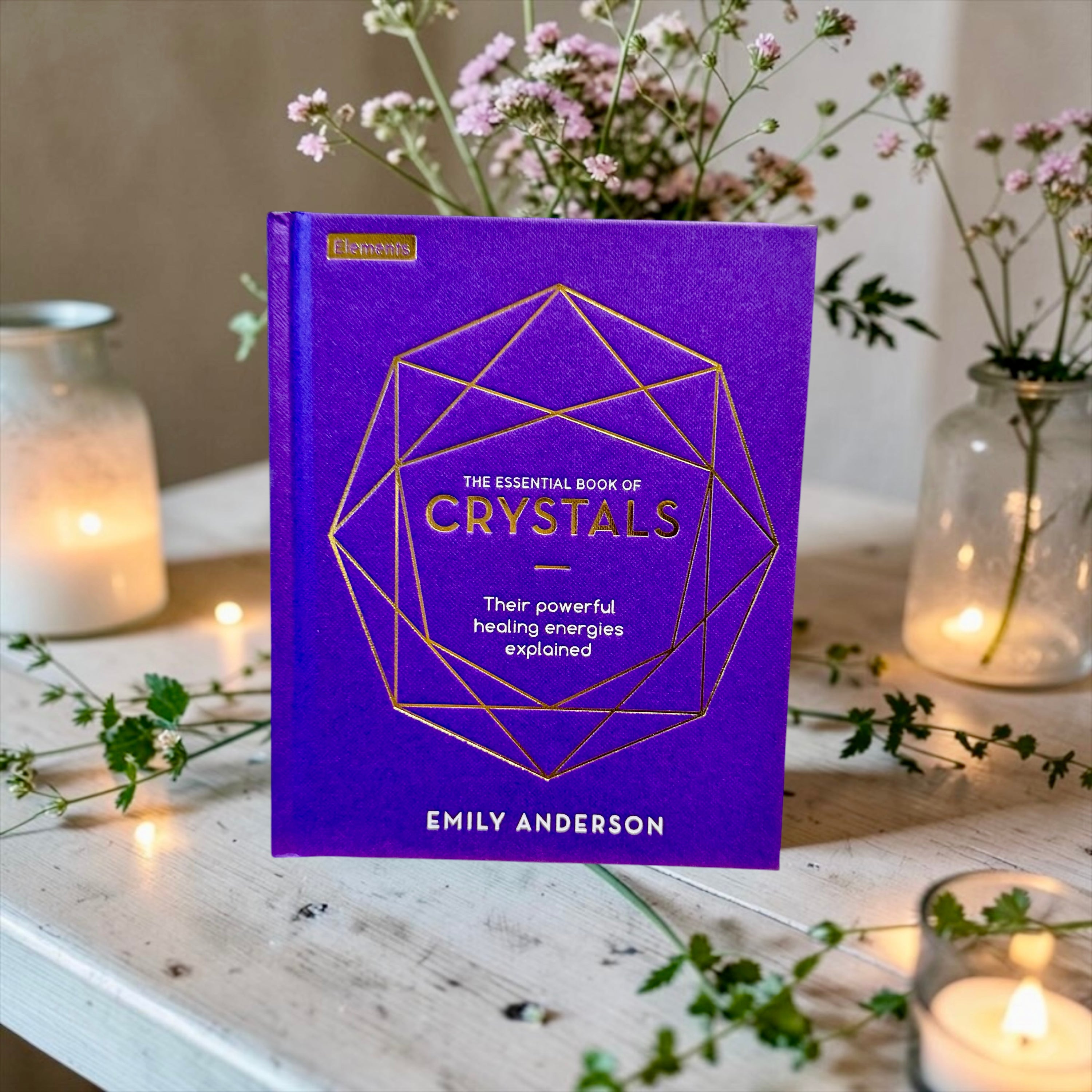 The Essential Book Of Crystals