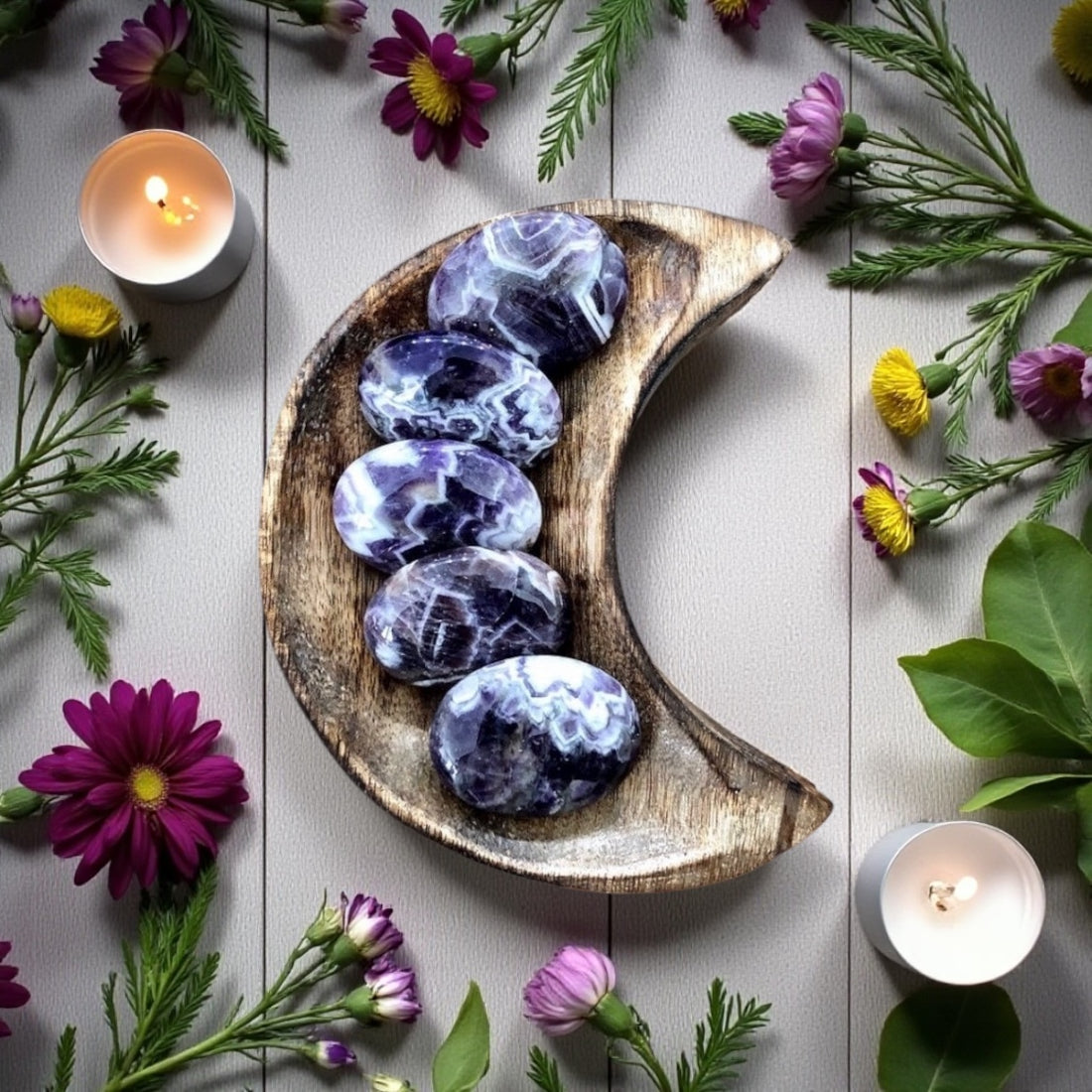 Chevron Amethyst Pillow Palm Stone