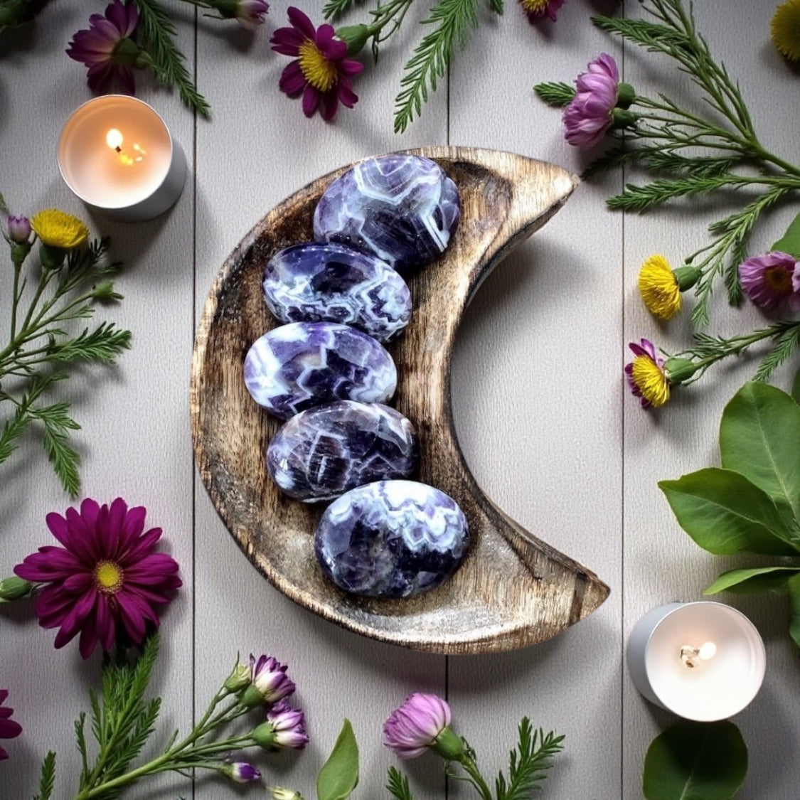 Chevron Amethyst Pillow Palm Stone