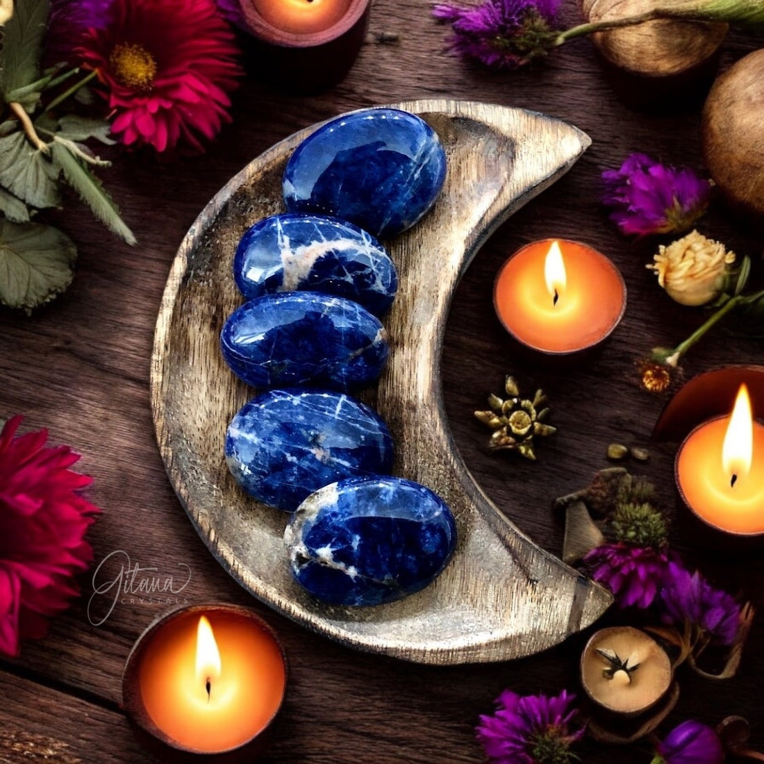 Sodalite Pillow Palm Stone